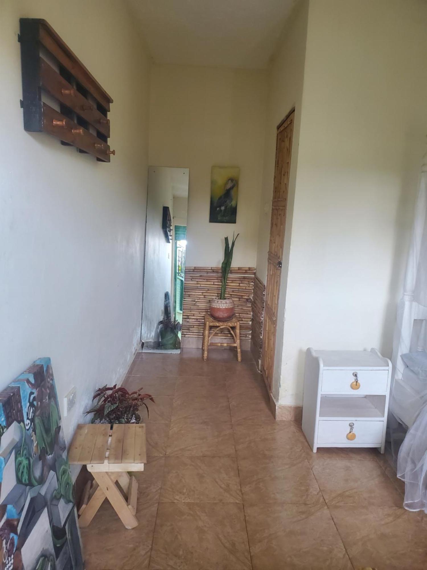 Gaia Eco Hub Bnb Fort Portal Exteriör bild