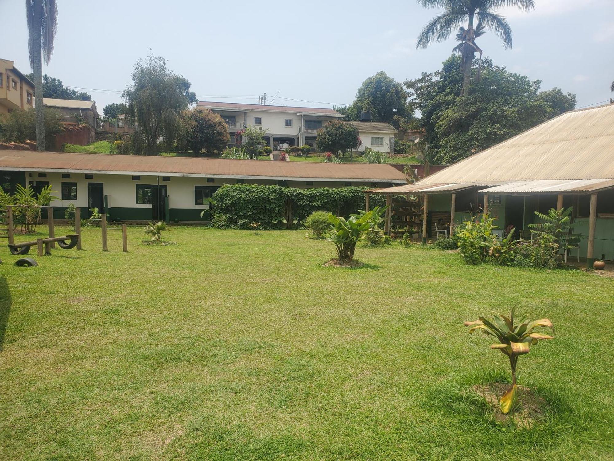 Gaia Eco Hub Bnb Fort Portal Exteriör bild