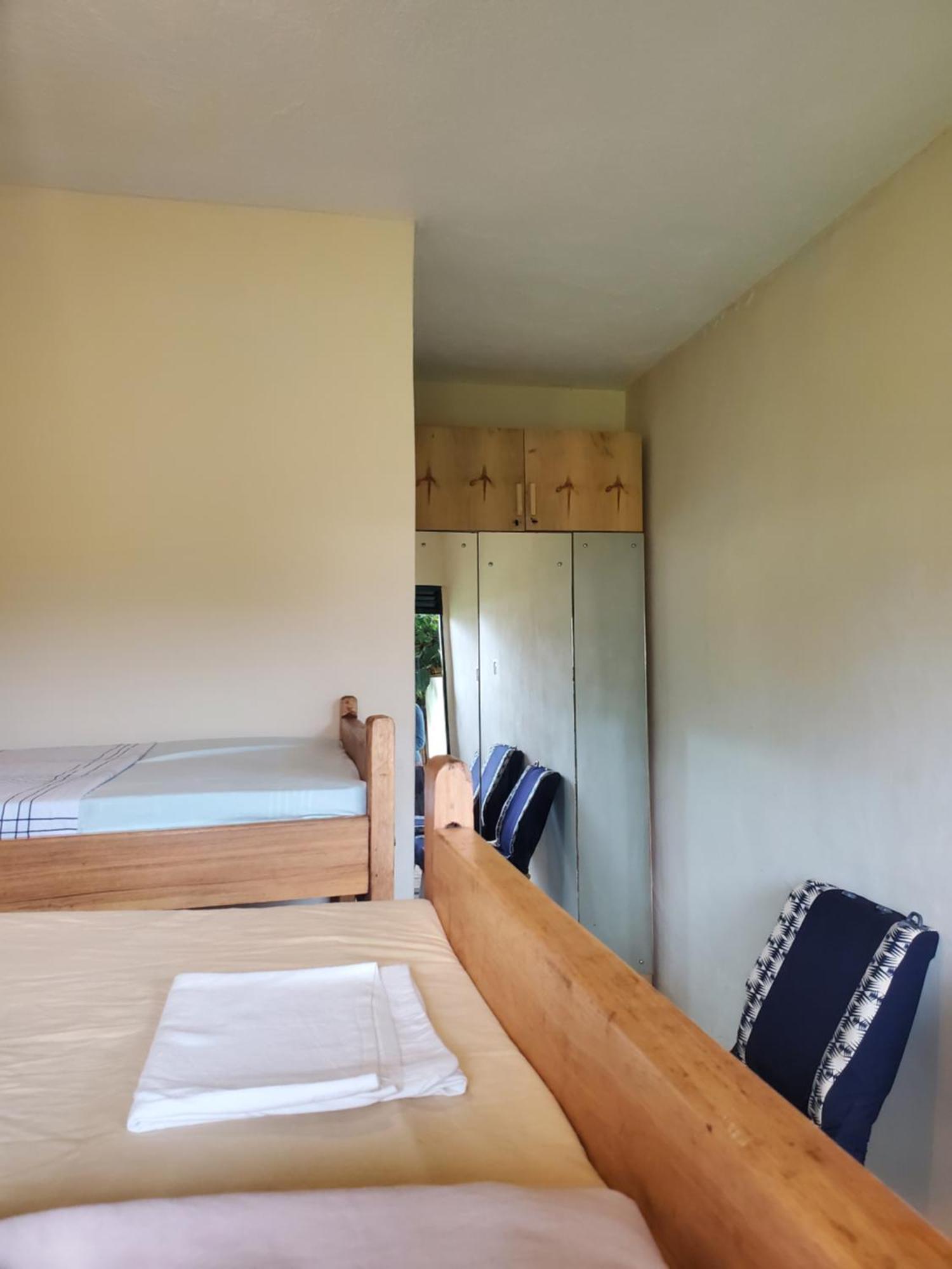 Gaia Eco Hub Bnb Fort Portal Exteriör bild