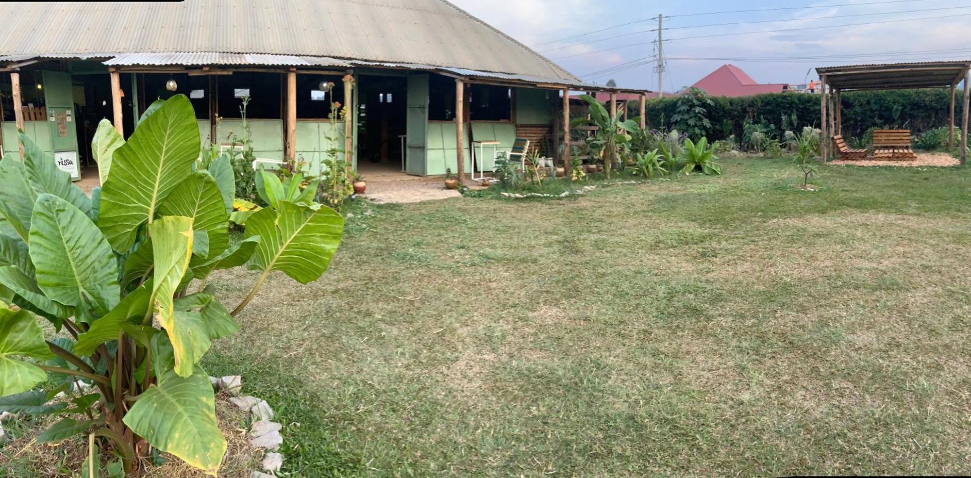 Gaia Eco Hub Bnb Fort Portal Exteriör bild